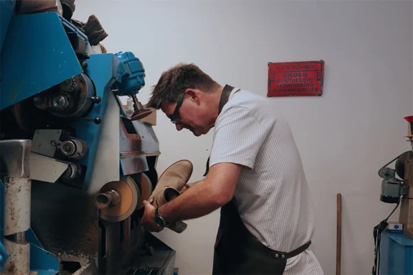 Meester Schoenmaker Guus